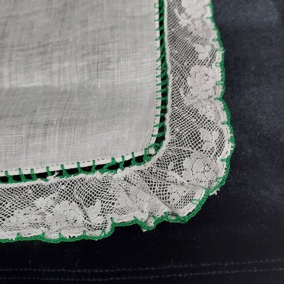 Antique Vintage 1920 Green White Wedding Handkerchief Handmade French Lace - Picture 2 of 8